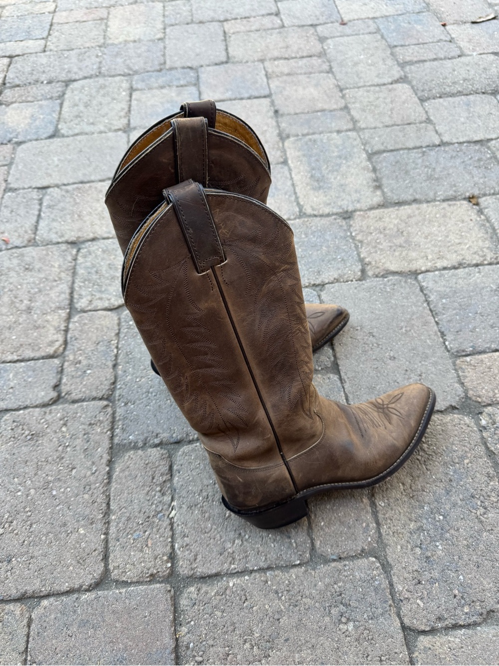 Justin Boots Tan and Brown Leather Western Boot